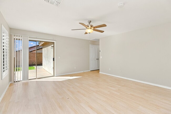 3460 S Conestoga Rd