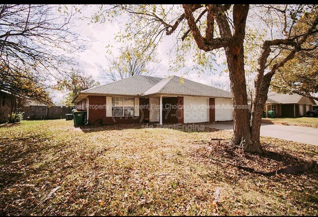Photo - 2785 Ruth Ave