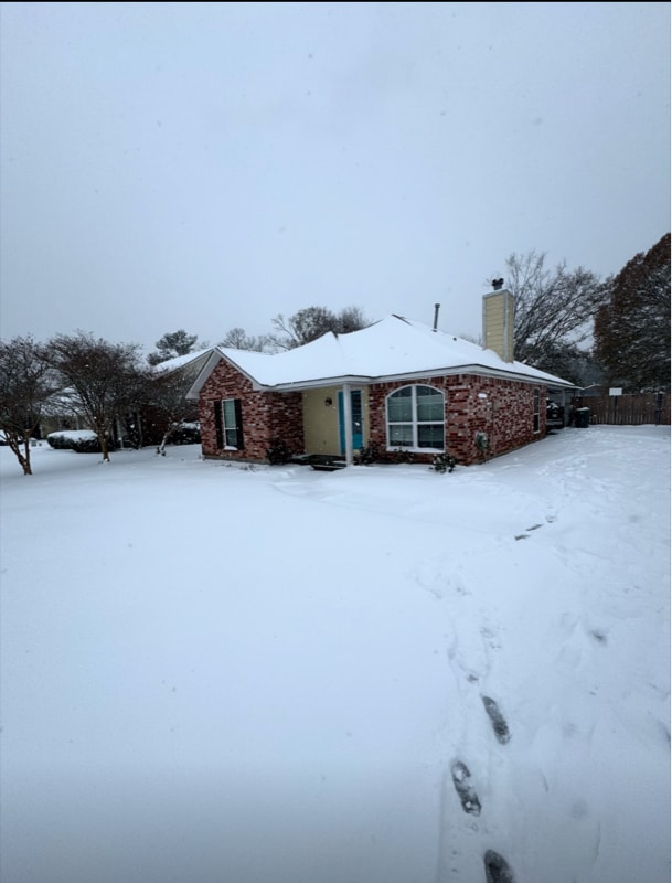 Building Photo - 30551 Oak Crest Rd Rental