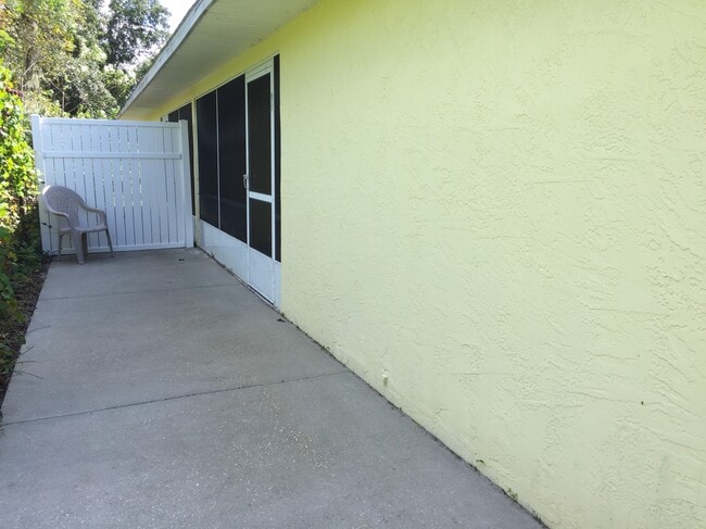 Photo - 3321 India Palm Dr