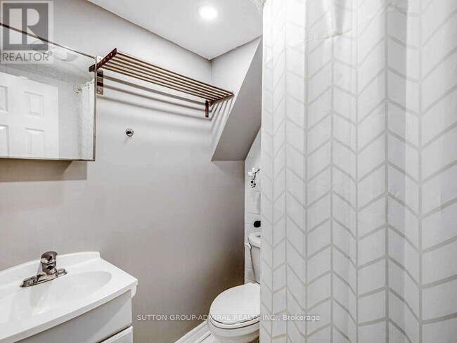 Photo - 6 Fallowfield Rd