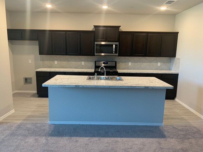 Photo - 1874 Indigo Ln