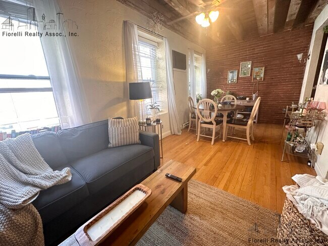 Building Photo - 125 Fulton St Unit 2 Rental