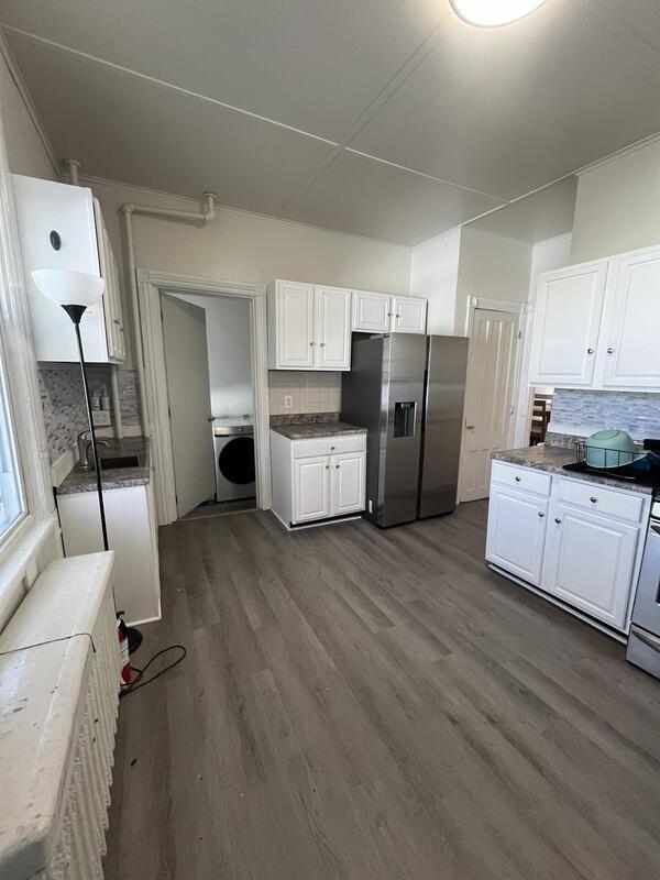 Photo - 6 S Lake Ave