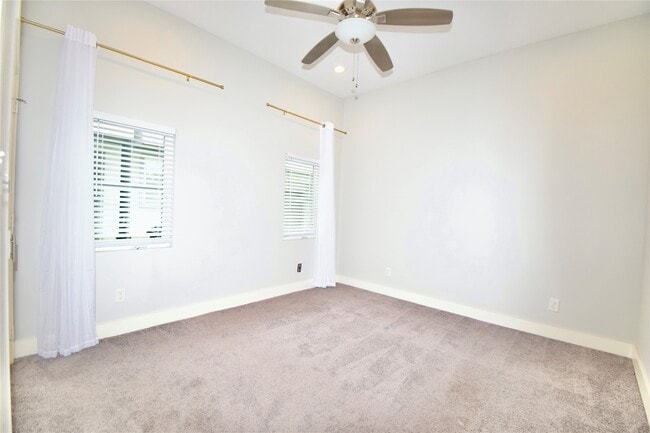 Photo - 3241 Dixie Dr