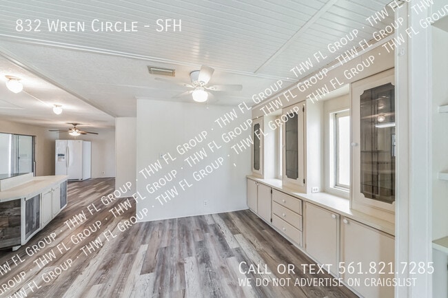 Photo - 832 Wren Cir