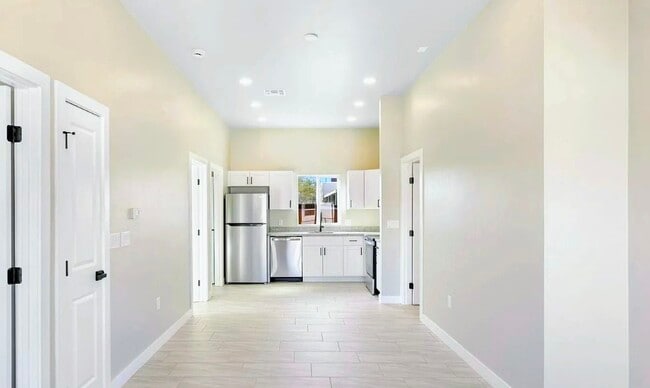 Photo - 1325 W Speedway Blvd