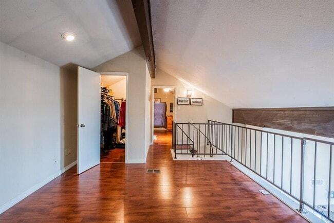 Photo - 3506 Speedway St #301-C C Unit 301-C