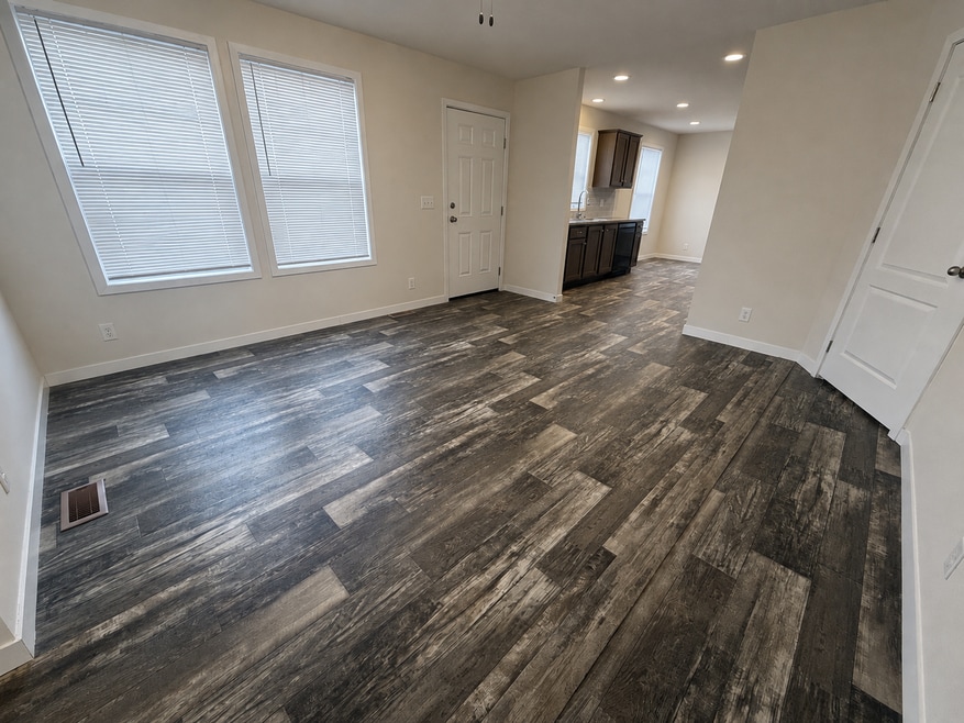 38044 Marlene Dr