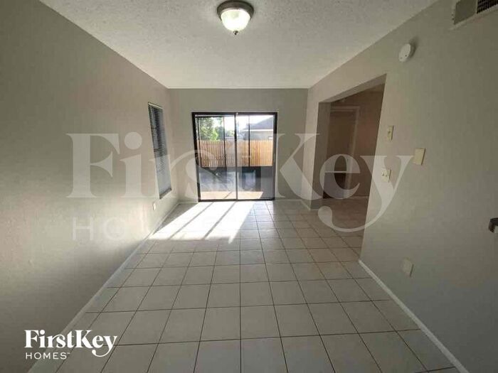 Photo - 7800 Turnbridge Dr House