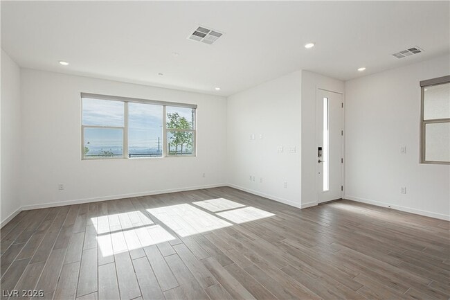 Photo - 1420 Song Lark Ln