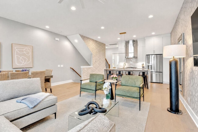 Photo - 2176 Carson St Unit SI ID1607989P