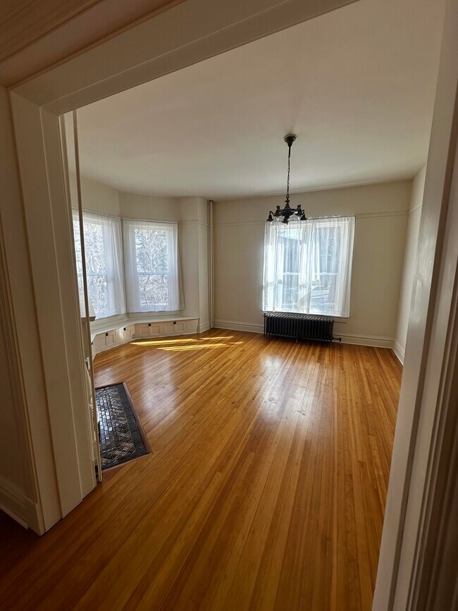 Photo - 428 Power St Unit 1