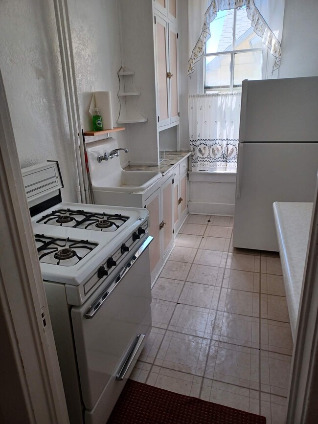 Photo - 618 W Buffalo St