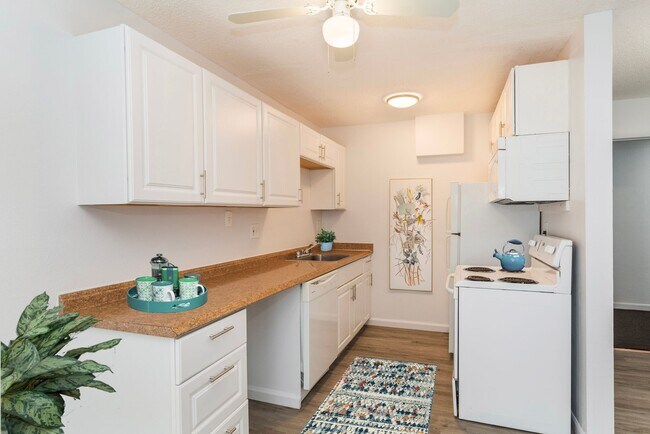 Photo - Applewood Apartments