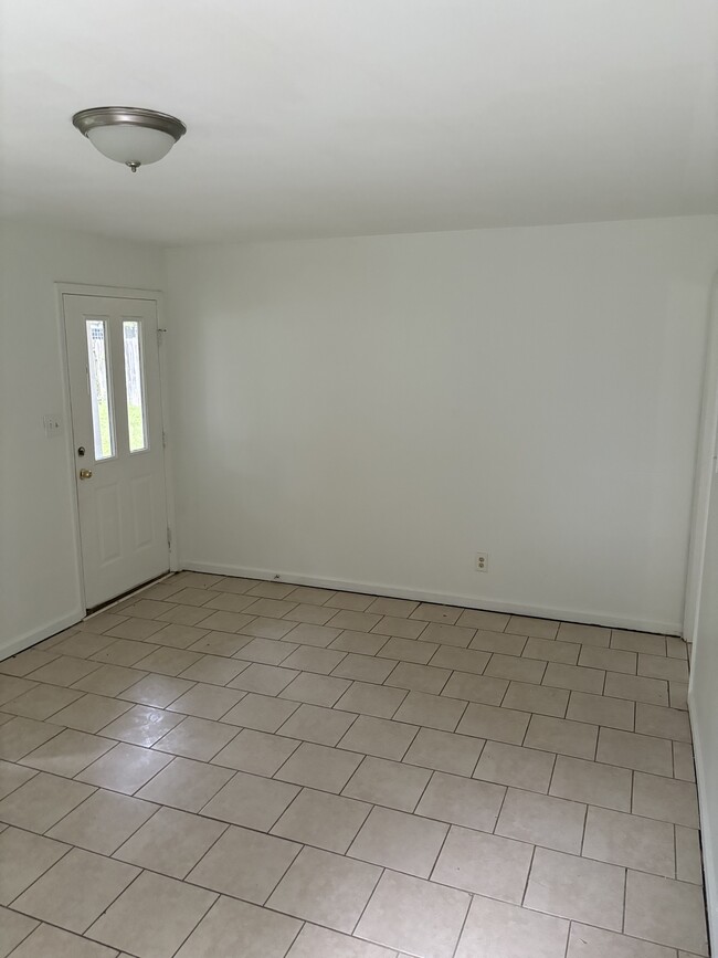 Photo - 3430 Flintstone Ct