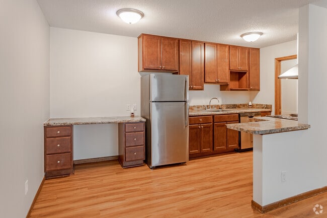1BR, 1BA - 625 SF
