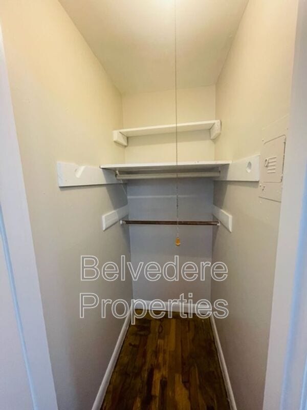 Photo - 215 McIver St