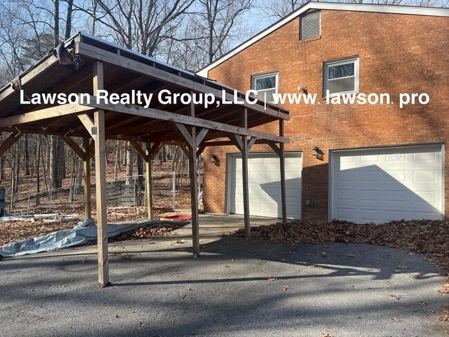 Photo - Peaceful Retreat with Outdoor Space-Botetourt County