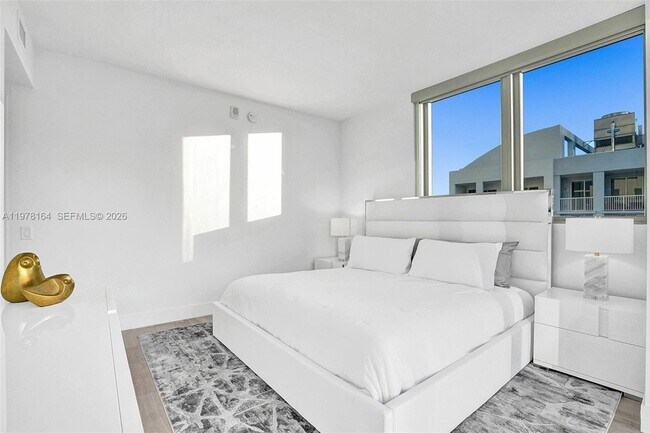 Photo - 1300 Brickell Bay Dr Unit 2702