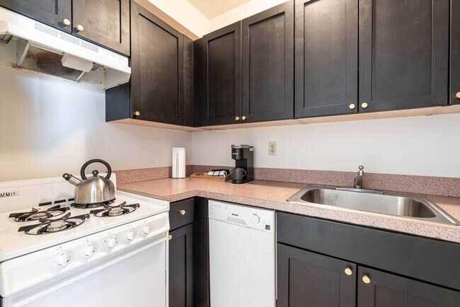 Photo - 115 E 102nd St Unidad ID1013672P