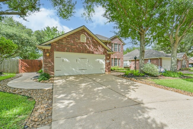 Photo - 2411 Misty Falls Ct