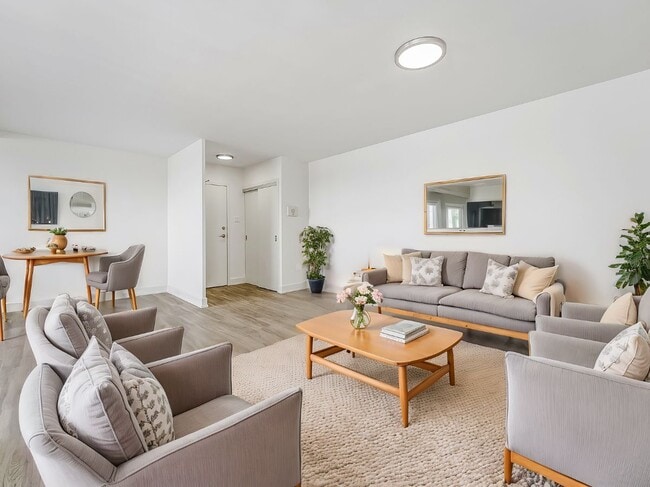 Photo - 8 Lomond Drive