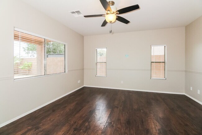 Photo - 60333 E Black Crest Loop