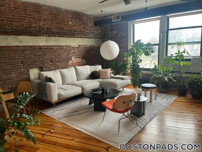 Photo - 600 Columbia Rd Unit 21