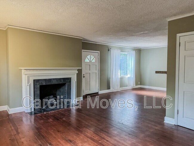 Photo - 2 Garraux St