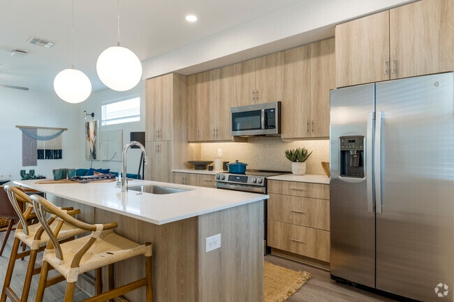 2BR, 2BA - 1,038SF - Kitchen