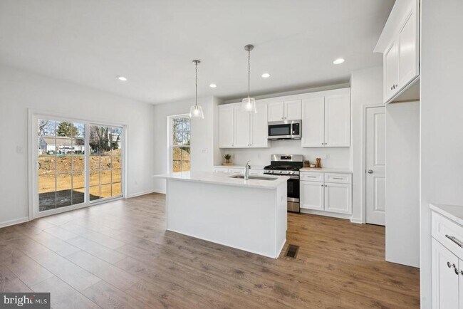 Photo - 724 Northwood Ave