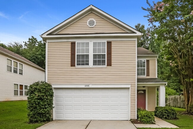 Building Photo - 12328 Stowe Acres Dr Rental