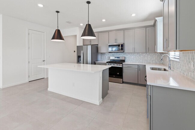 Photo - 758 SE Courances Dr