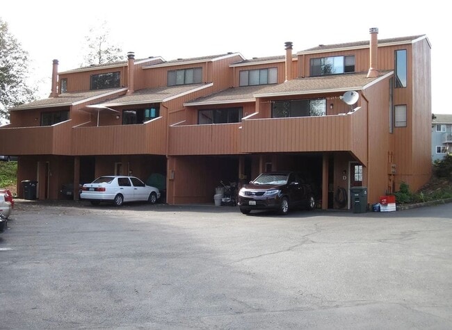 Building Photo - 2161 Eastview Pl Unit A