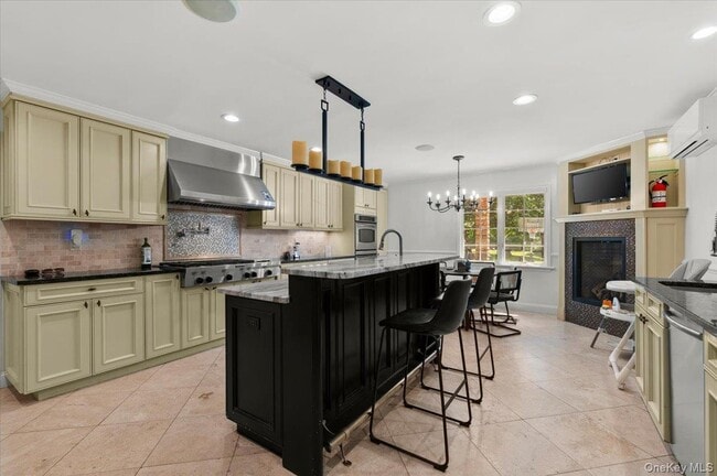 111 Barrett Rd