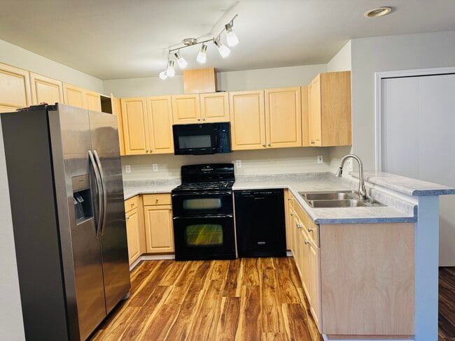 Photo - 5603 136th St SE