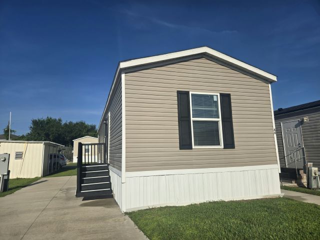 Photo - 44 Stebbins Dr
