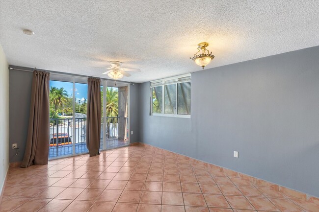 Photo - 2 Bedroom 2 bathroom condo available!