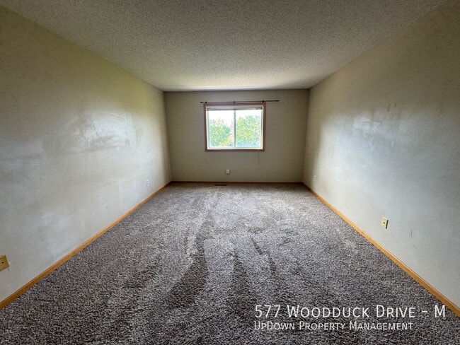 Photo - 577 Woodduck Dr