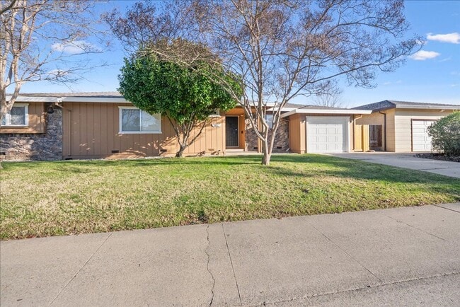 Photo - 3817 Breuner Ave