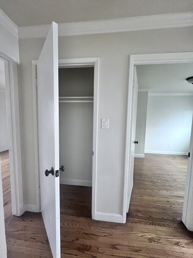 Photo - 935 Sheridan St