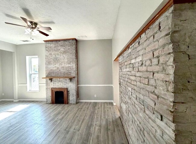 531 E Chestnut St Unit 531-2