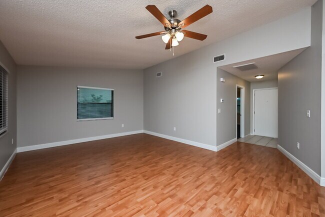 Photo - 9136 Lometa Ln