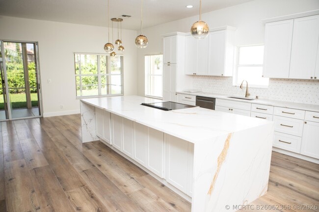 Photo - 10881 La Salinas Cir