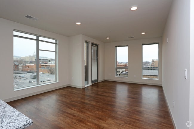 1BR, 1BA - 1H