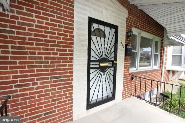 Photo - 1612 Sherwood Ave
