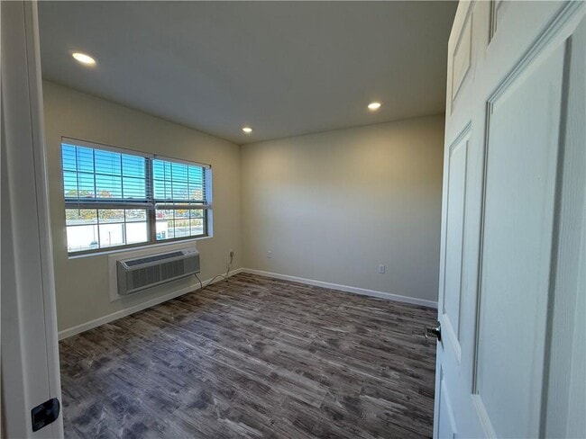 Photo - 327 Pine St Unit 3014