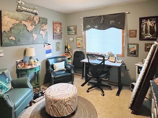 Photo - 11113 Edgewood Cir N