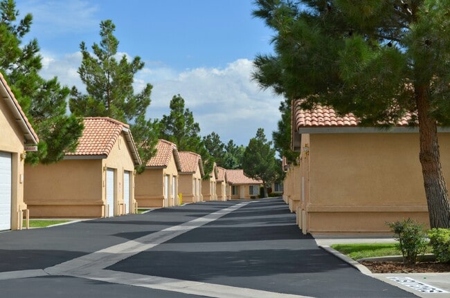Desert Hacienda Apartments - Desert Hacienda Apartments